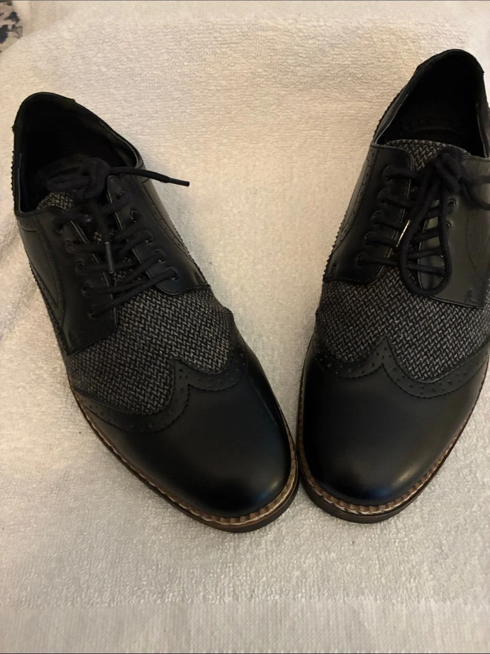 Bar III “Fabian” Mixed Media Men's Black Lace-Up Wingtip Dress Oxford